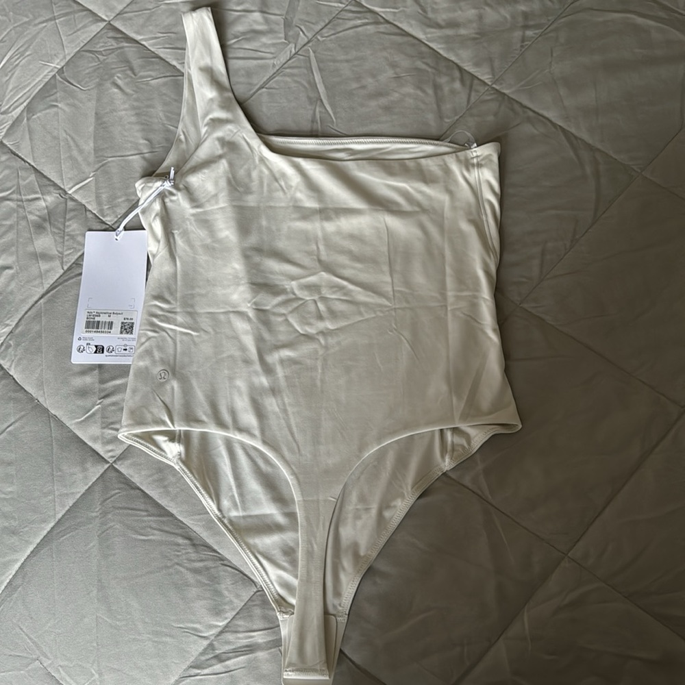 Nulu Asymmetrical Bodysuit - Picture 8 of 12